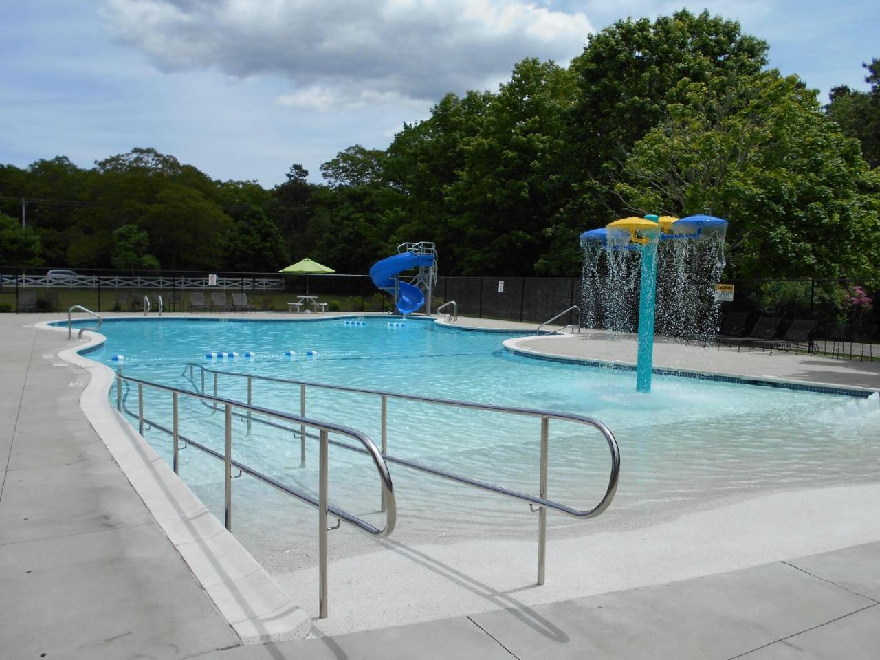 Sun Retreats At Peters Pond Hotel Sandwich Exterior photo